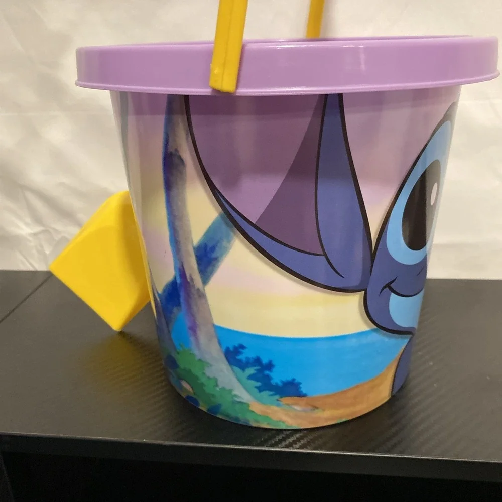 Beach Sand Pail with Shovel ‎ 